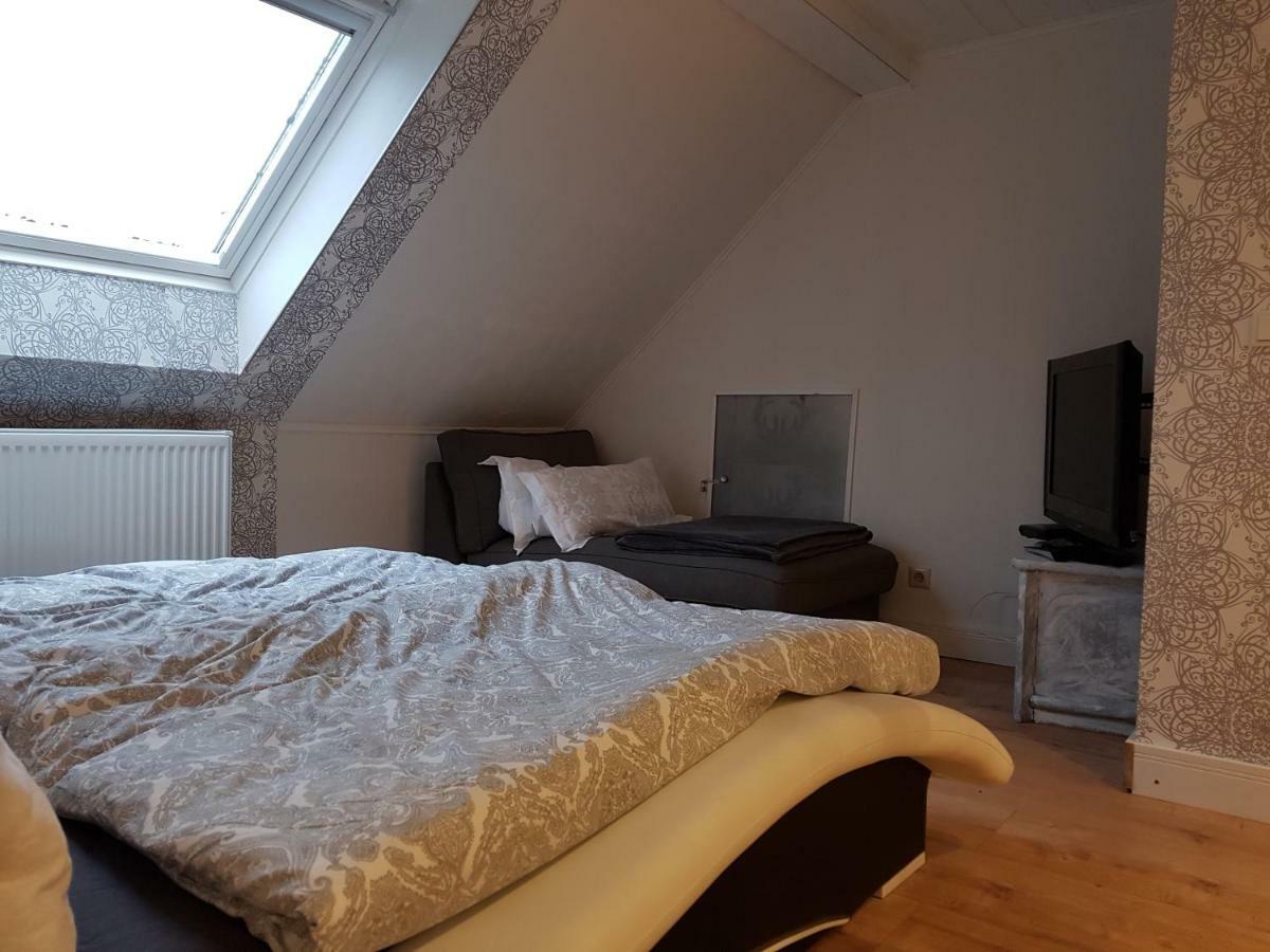 Zucht- Und Ausbildungsstall Rubly Kleinbundenbach Exteriér fotografie