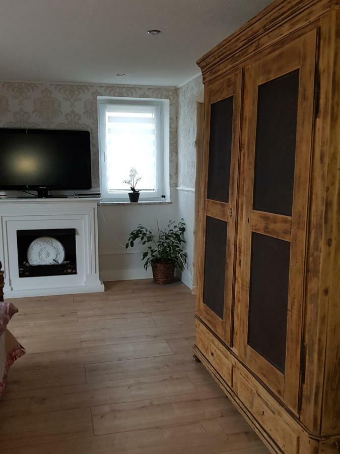 Zucht- Und Ausbildungsstall Rubly Kleinbundenbach Exteriér fotografie